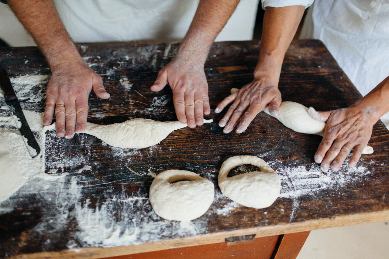 НЕ ТЁРТ, НЕ МЯТ — НЕ БУДЕТ КАЛАЧ