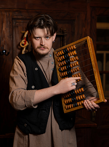 Макс Кузнецов